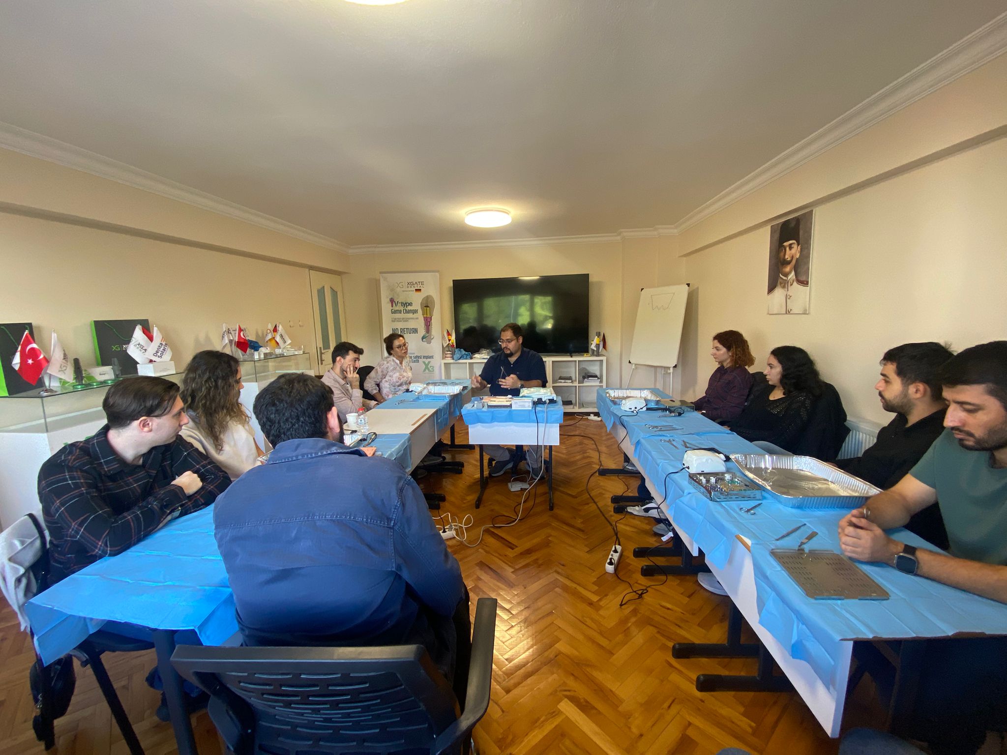 Basic implant surgery and suture techniques course in Izmir, 2025 – photo 3