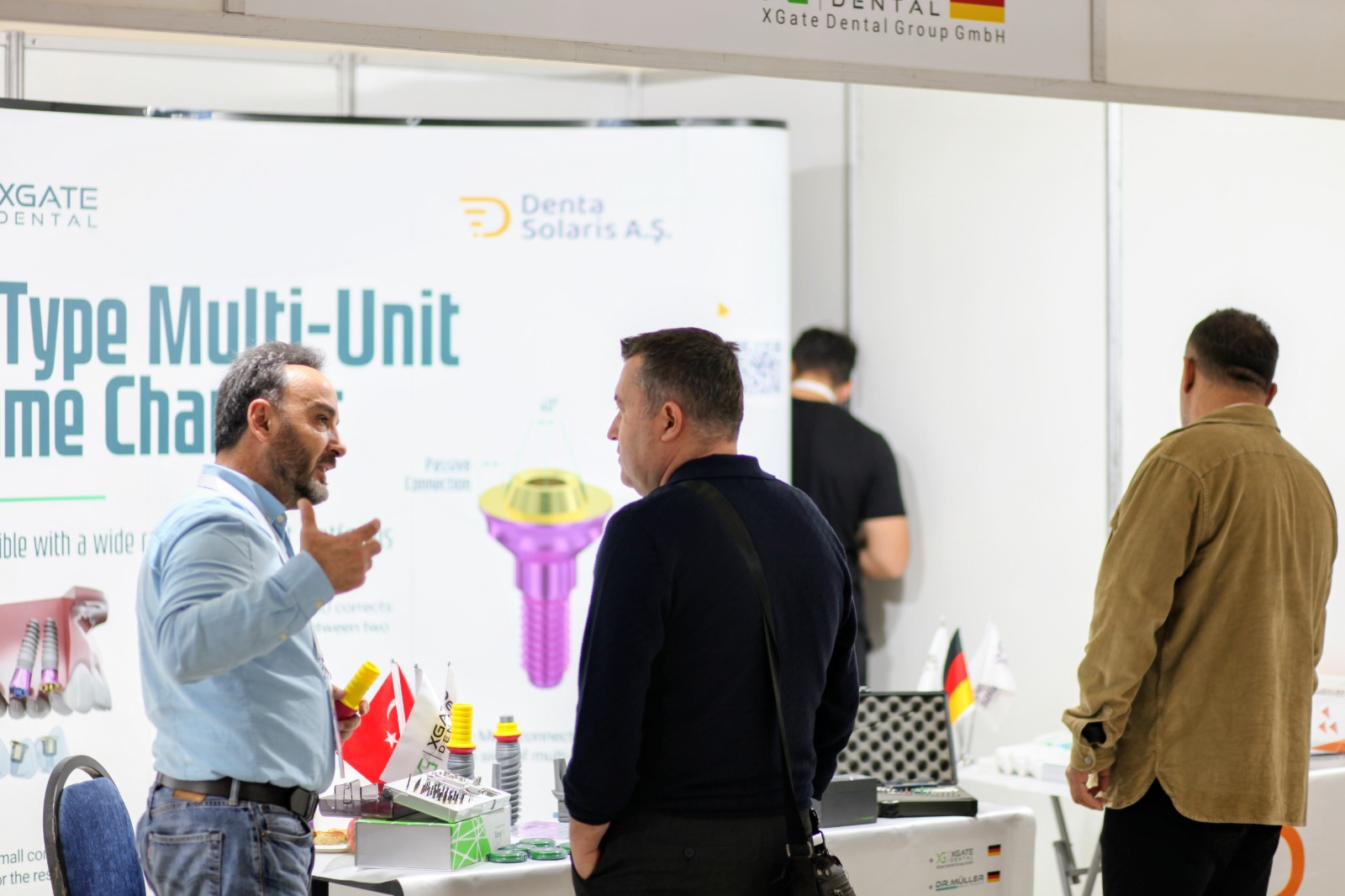 XGATE Dental at the IZDO 2025 congress in Izmir – photo 3