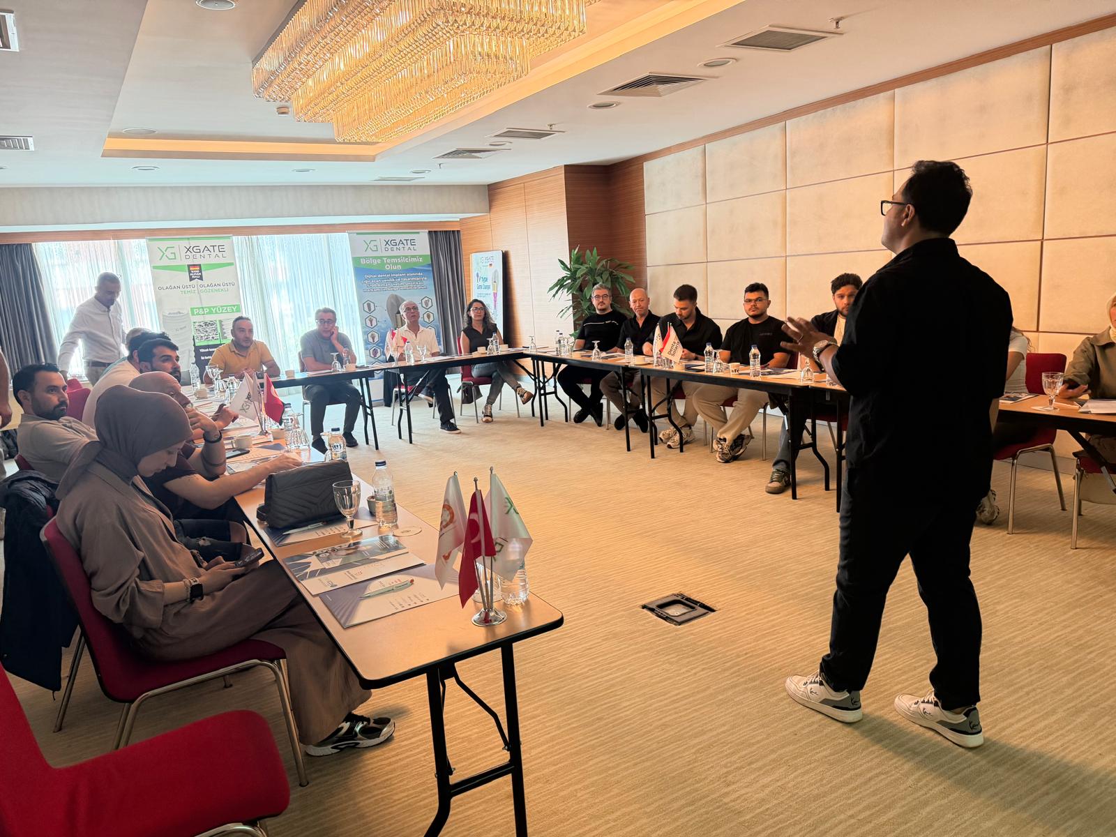 Digital surgical guide and implant restoration training in Ankara, 2026 – photo 3